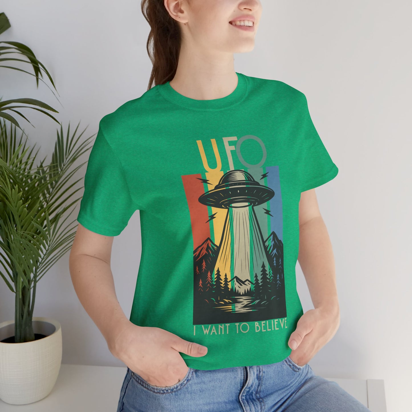 UFO I Want to Believe Graphic Tee, Unisex T-Shirt, Alien Shirt, Space Lover Gift, Retro Style Tee, Fun Casual Wear