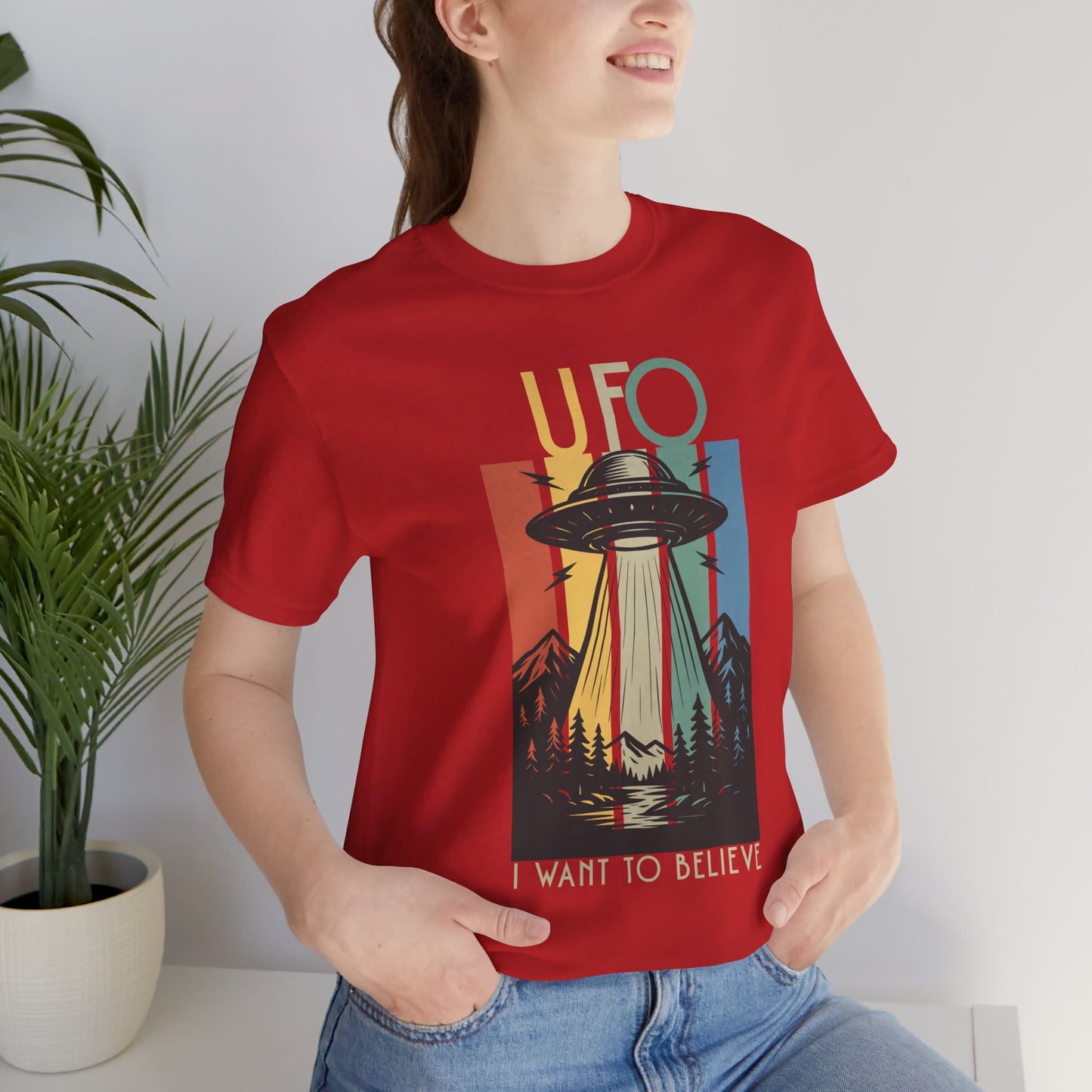 UFO I Want to Believe Graphic Tee, Unisex T-Shirt, Alien Shirt, Space Lover Gift, Retro Style Tee, Fun Casual Wear
