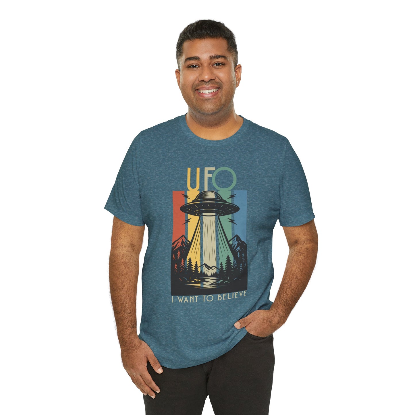 UFO I Want to Believe Graphic Tee, Unisex T-Shirt, Alien Shirt, Space Lover Gift, Retro Style Tee, Fun Casual Wear