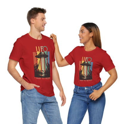 UFO I Want to Believe Graphic Tee, Unisex T-Shirt, Alien Shirt, Space Lover Gift, Retro Style Tee, Fun Casual Wear