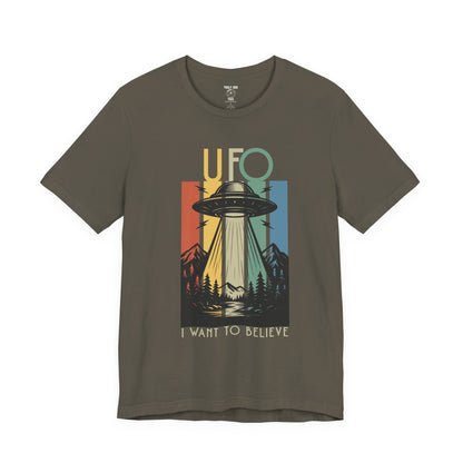 UFO I Want to Believe Graphic Tee, Unisex T-Shirt, Alien Shirt, Space Lover Gift, Retro Style Tee, Fun Casual Wear
