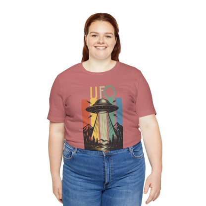 UFO I Want to Believe Graphic Tee, Unisex T-Shirt, Alien Shirt, Space Lover Gift, Retro Style Tee, Fun Casual Wear